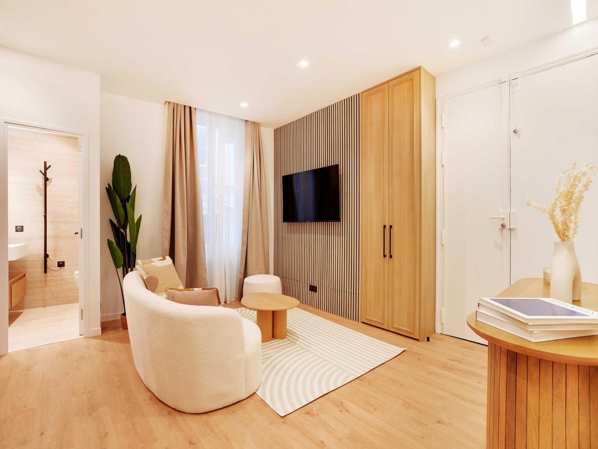 Authentic - 3br 6p - Moulin Rouge Appartement Parijs