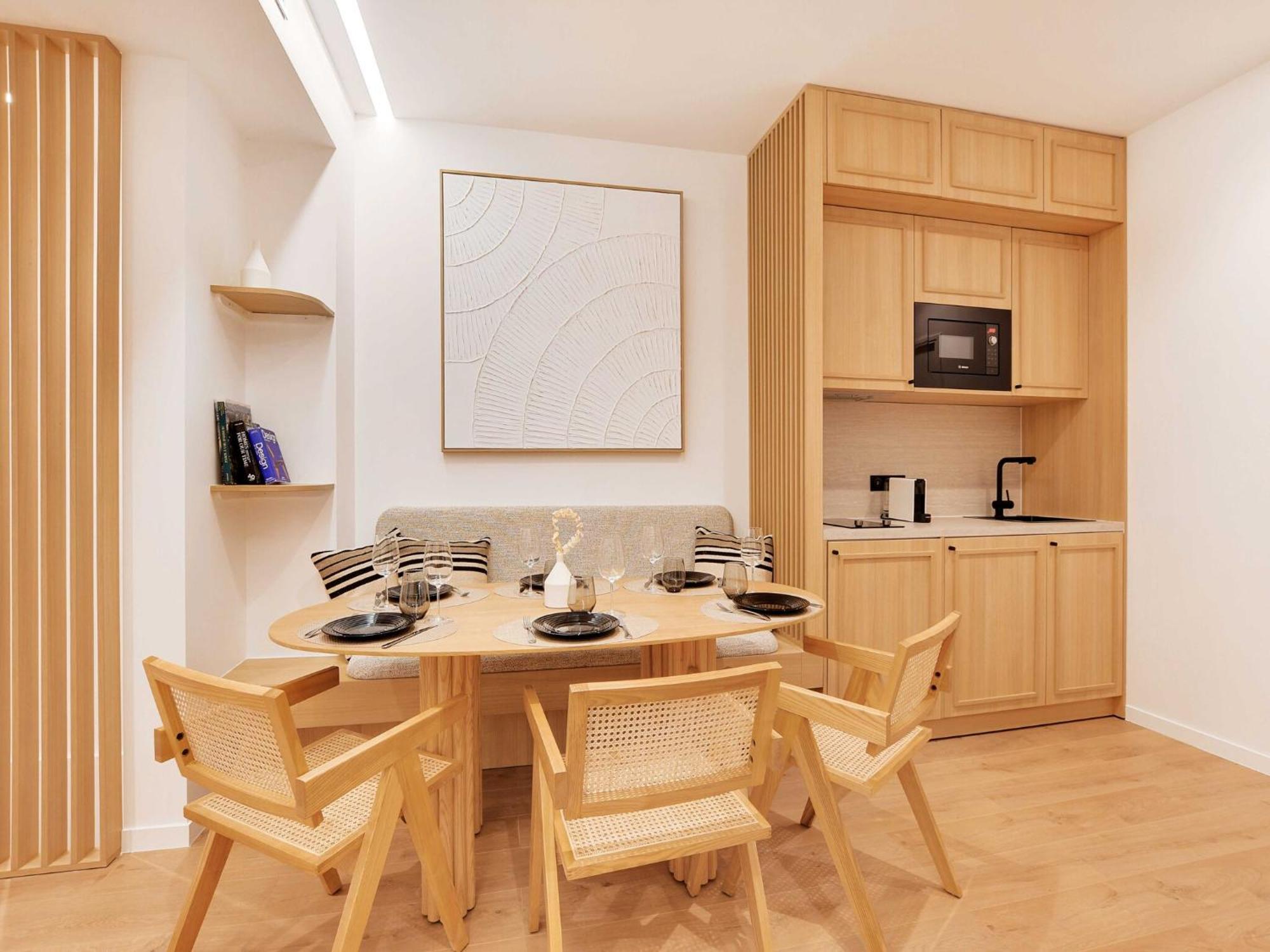 Appartement Authentic - 3br 6p - Moulin Rouge