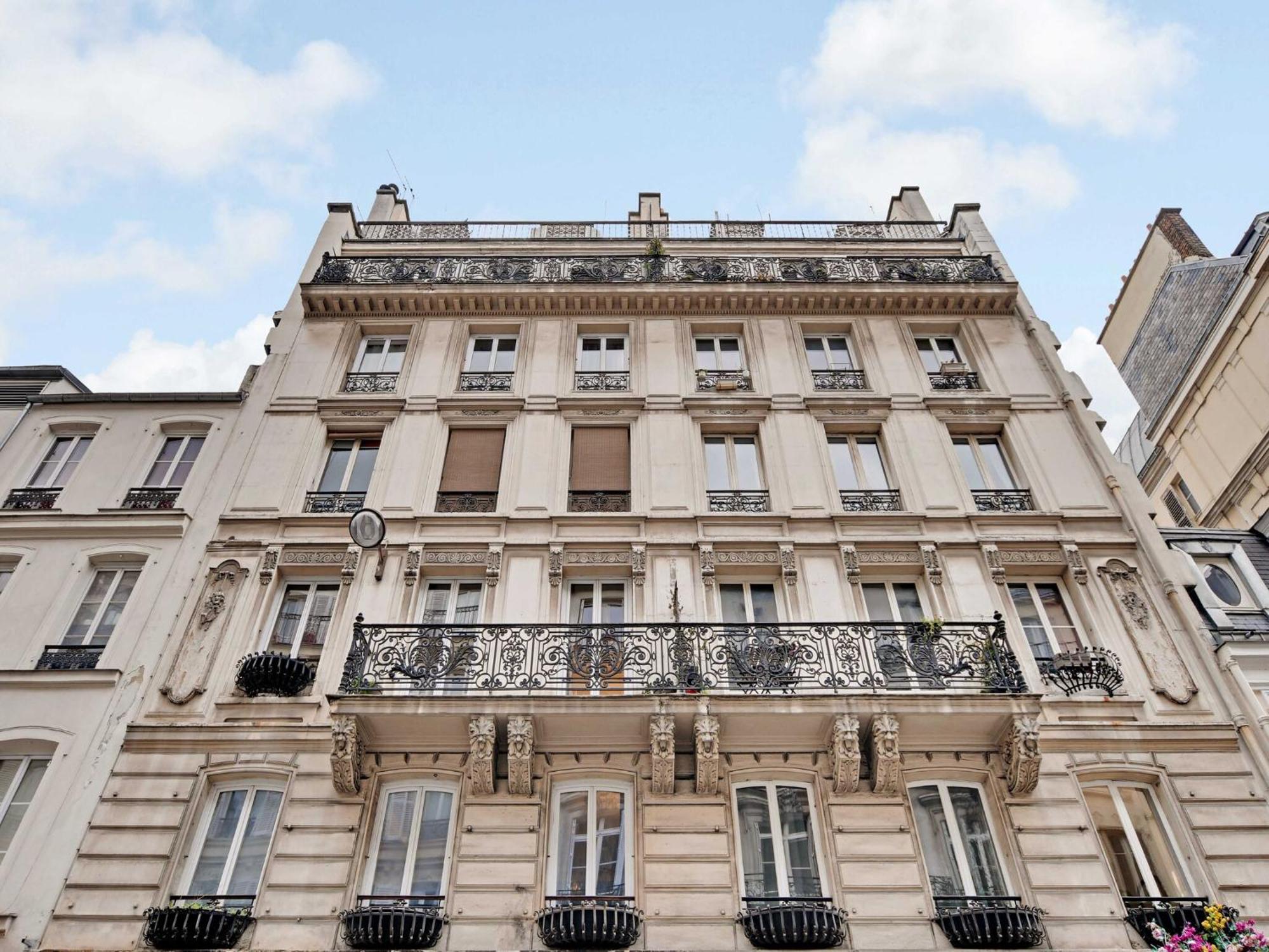 Apartment Authentic - 3br 6p - Moulin Rouge *